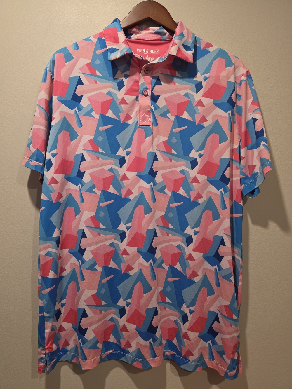 Pins & Aces Men’s Geometric Print Performance Golf Polo XL Abstract Pink Blue